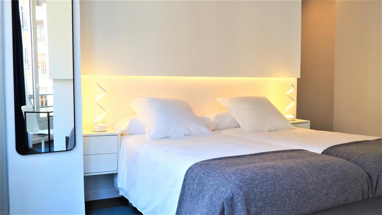 Plaza View Otel Valensiya Dış mekan fotoğraf