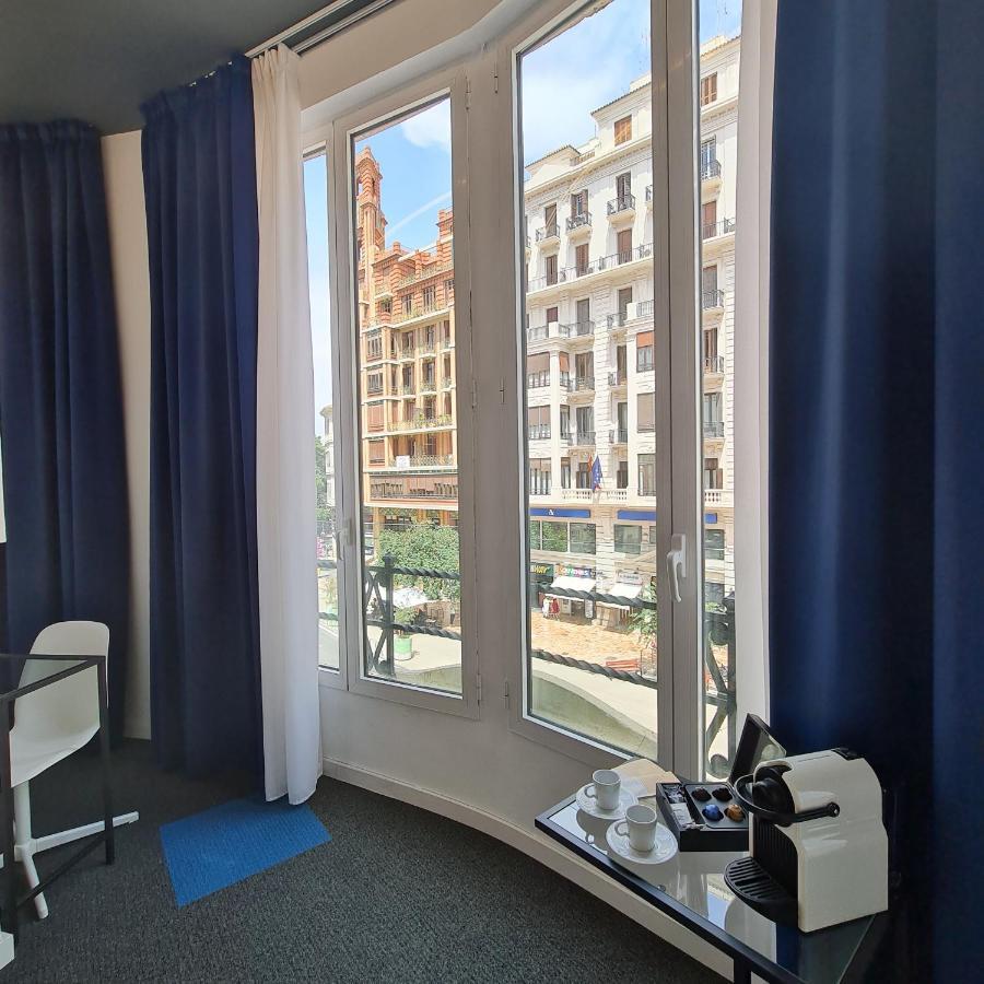 Plaza View Otel Valensiya Dış mekan fotoğraf